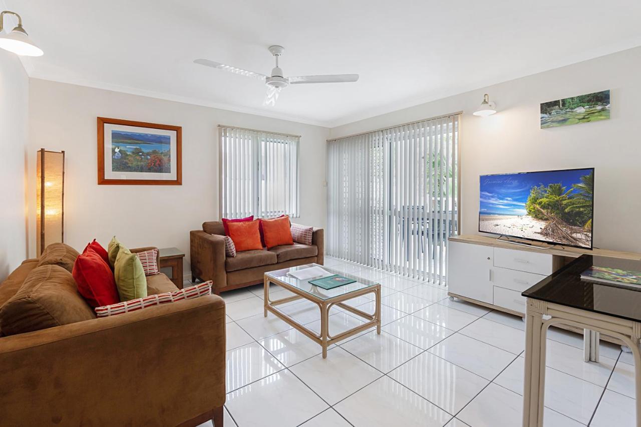 Outrigger Apartments Port Douglas Extérieur photo